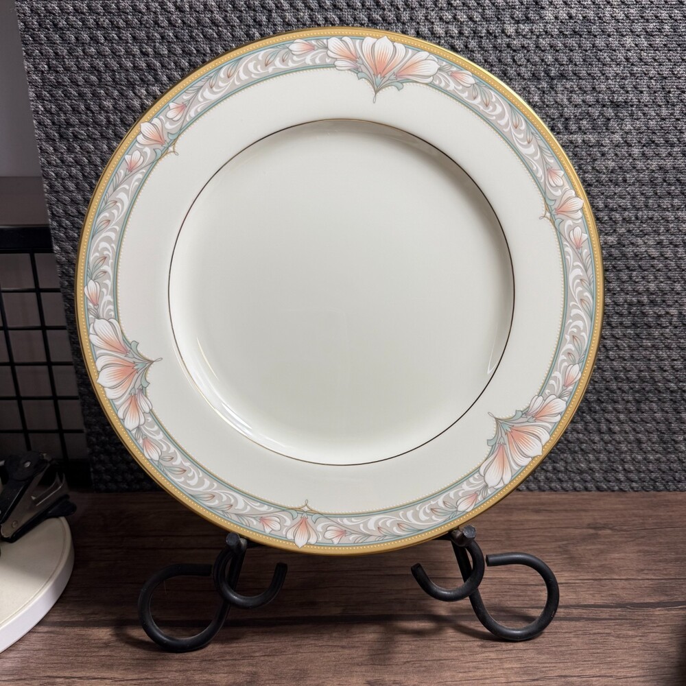 Noritake Barrymore Dinner Plate Pink & White Flowers Gold Trim 9737 Japan